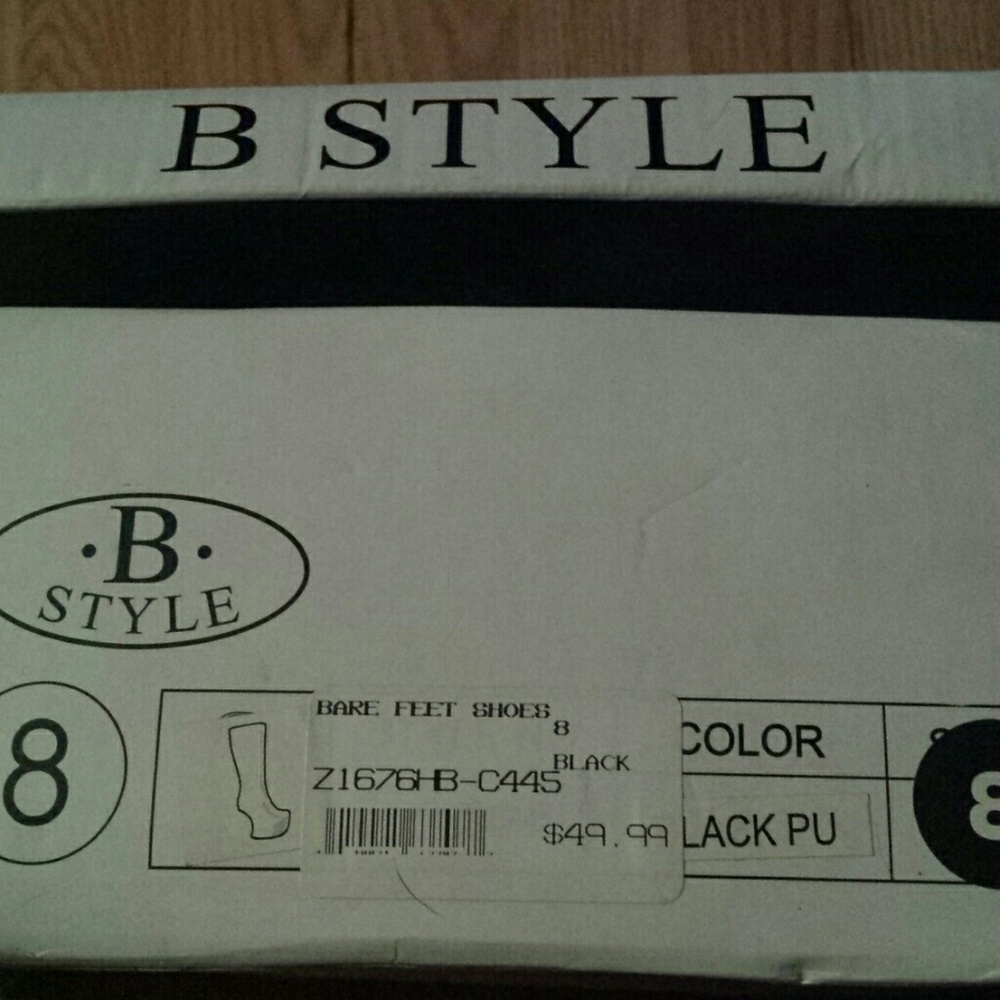 Boots - Picture 4 of 4